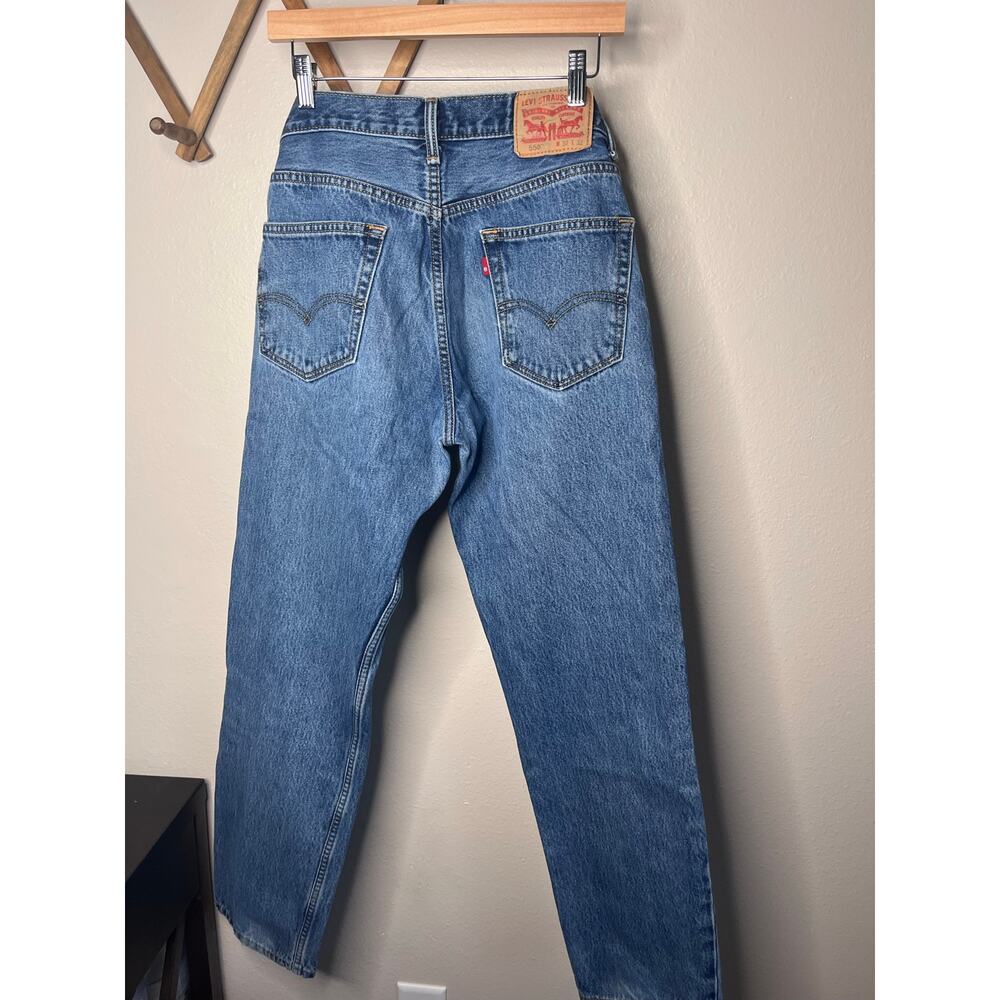 LEVIS 505 Medium Wash Straight Leg Denim Jeans W32 L32 Vintage Aesthetic - Picture 3 of 4